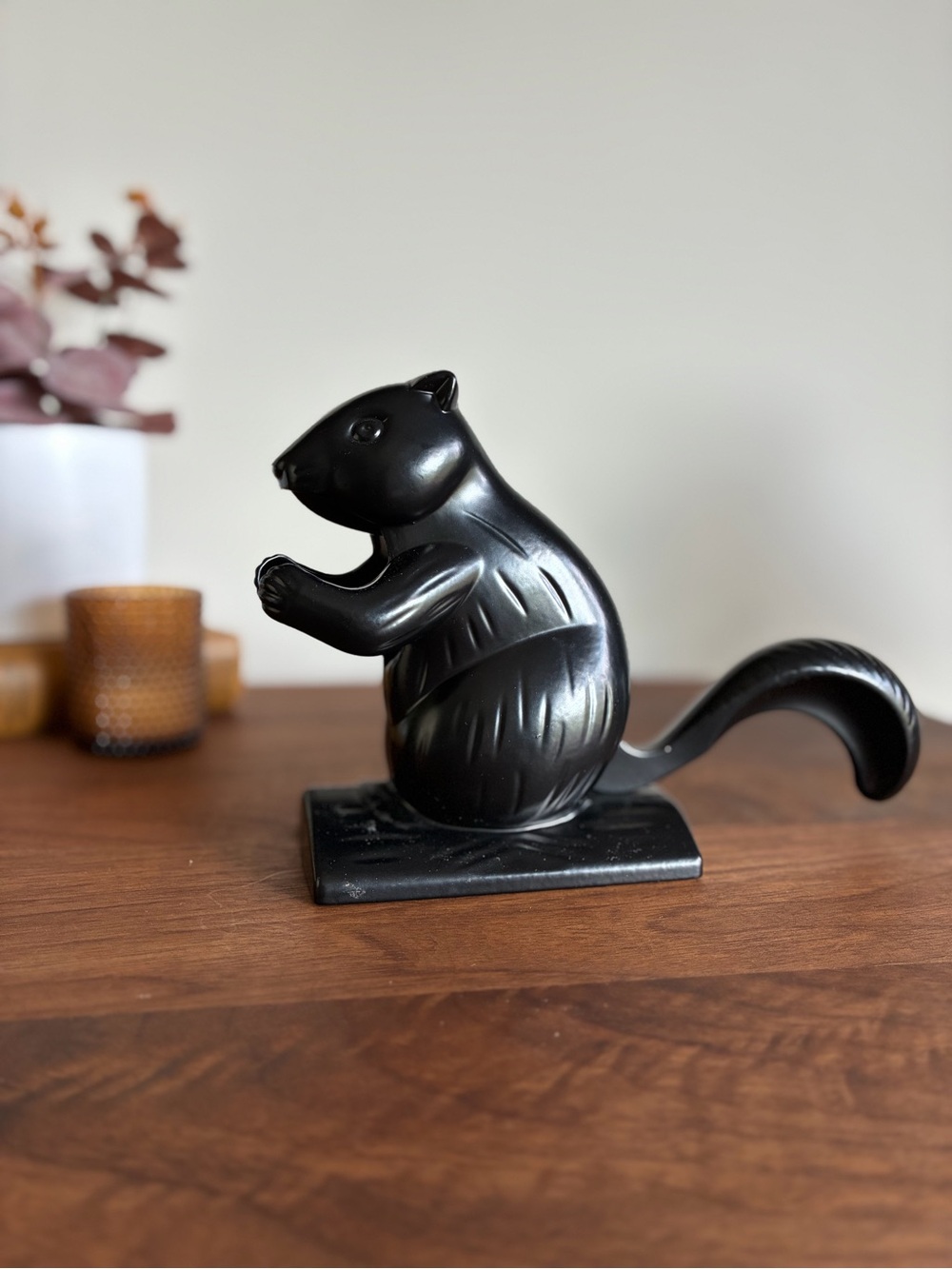 Black Metal Squirrel Nutcracker | Fall Woodland Decor | Autumn Table/Mantel